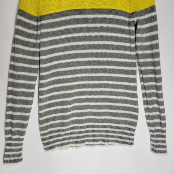 GAP Women's Sweater Yellow Gray White Striped Crew Neck Long Sleeve Size XS - Picture 3 of 9